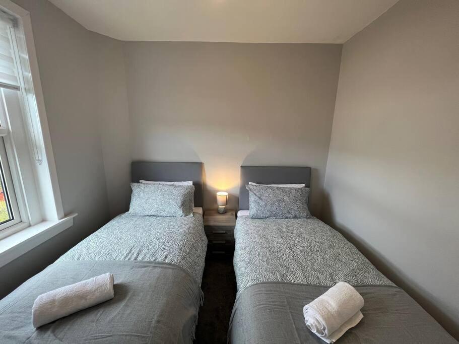 Cosy Cottage Apartment Helensburgh Buitenkant foto